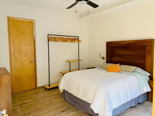 Casa En Fraccionamiento Con Seguridad Y Vista Al Lago De Tequesquitengo