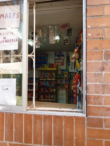 Vendo Apartamento Con Minimercado