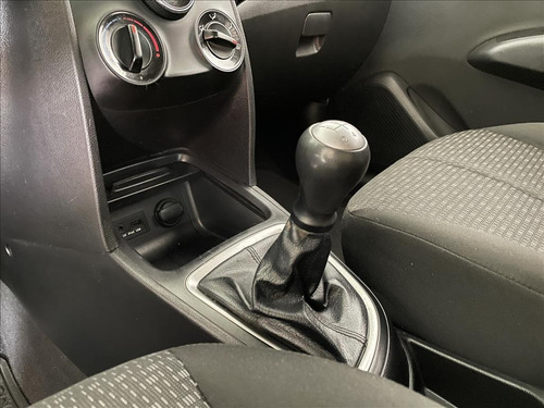 Imagem 6 de 9 de Hb20 1.0 Comfort 12v Flex 4p Manual