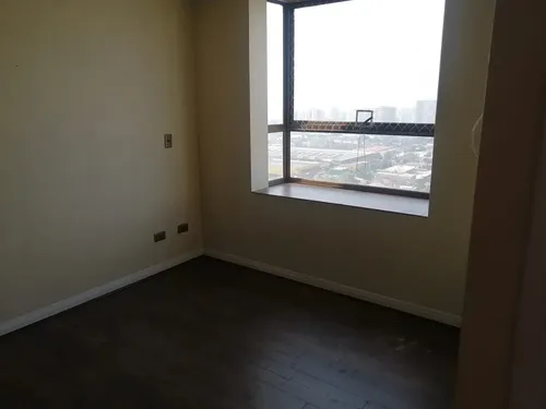 Departamento En Arriendo De 3 Dorm. En San Miguel
