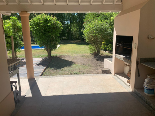Casa En Venta En Club De Campo Haras Del Sur 1