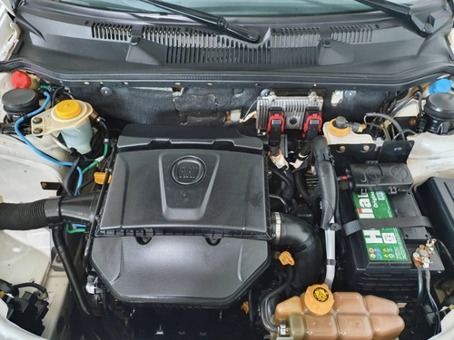 Imagem 8 de 8 de Fiat Strada 1.8 Mpi Adventure Ce 16v Flex 2p Manual