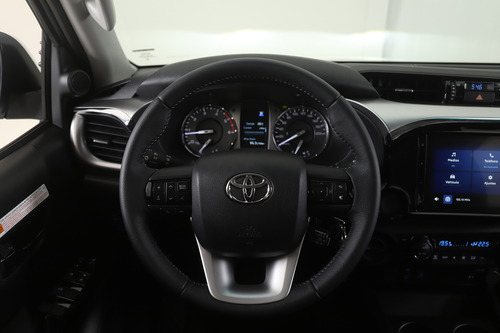 Toyota Hilux Pick-up 2.8 Cd Srv 204cv 4x4 At Frontier Amarok