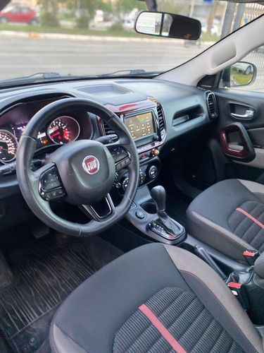 Imagem 18 de 20 de Fiat Toro 2020 1.8 Freedom S-design 16v Flex 4x2 Aut. 4p