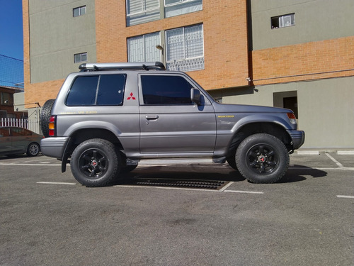 Vendemos O Permutamos Lindísimo Campero Mitsubishi Montero M