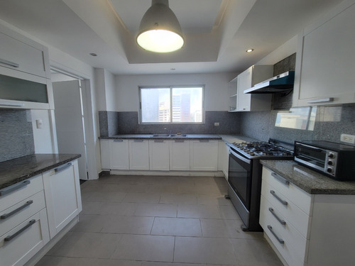 Foxpiantini.com - V161 | Venta De Apartamento En Piantini | Ubicación Privilegiada Y Diseño Exclusivo