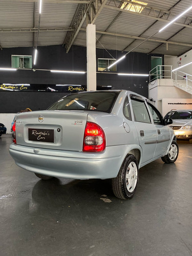 Chevrolet Corsa Classic 1.0 Life Flex Power 4p
