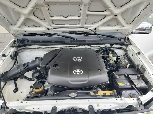 Toyota Fortuner .