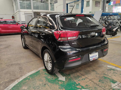 Imagen 5 de 8 de Kia Rio 2020 1.6 Lx Hatchback Mt