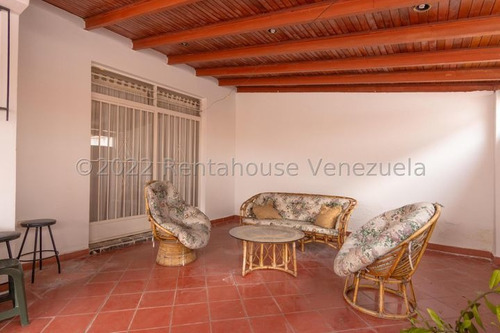 Imagen 12 de 18 de Casa En Venta En Macaracuay 22-23822 #ventasdeleste 04142226685