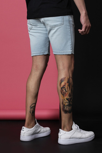 Imagen 3 de 3 de Bermuda De Jean Celeste Juventus Hombre No End 37358