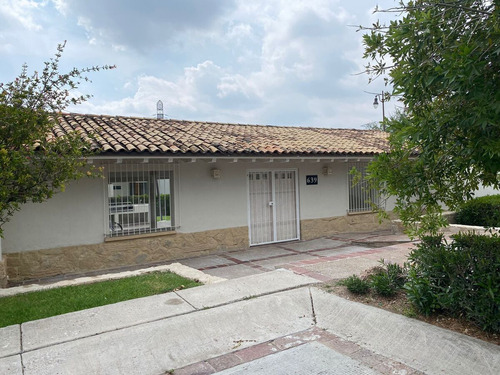 Casa En Venta En Lomas Punta Del Este A 2 Cuadras De Walmart