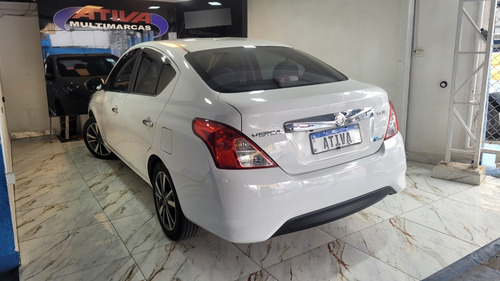 Nissan Versa Versa 1.6 16V SL CVT (Flex)
