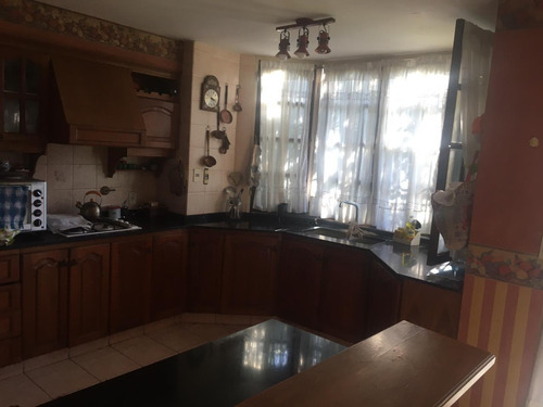 Imagen 8 de 14 de Venta Excelente Casa 5 Ambientes Piscina Parque Cochera Doble Ituzaingo Centro