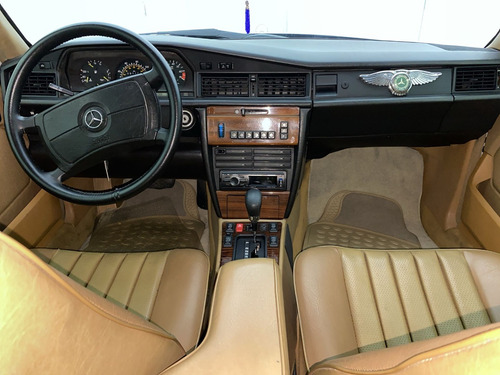 Imagen 17 de 25 de Mercedes Benz 190 E 2.6