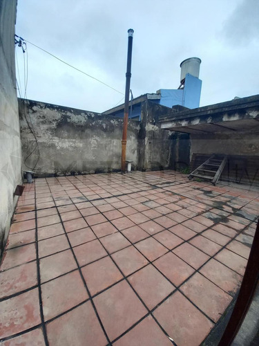 Ph En Venta 6 Ambientes En Pompeya