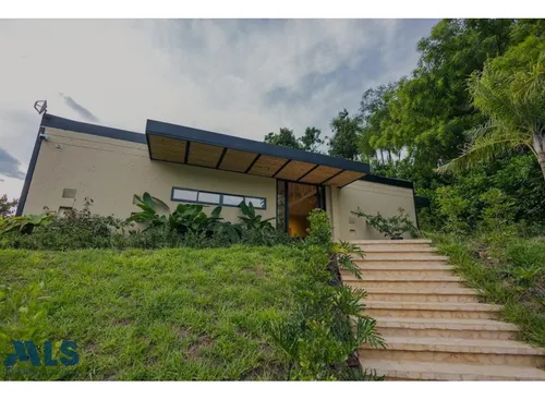 Vida De Lujo O Inversión: Tu Oasis En San Jeróni...(mls#252382)