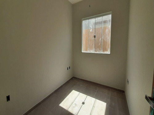 Imagem 7 de 16 de Casas Com 3 Quartos Sendo 1 Suíte A Venda No Bairro Atlântica - 1054 - 70686573
