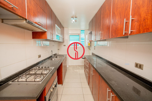 Se Vende Departamento Con Vista Al Mar, Costanera Huayquique