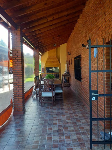 Imagen 3 de 22 de Casa Quinta En Pilar Oportunidad - 3 Dormitorios - Jardin - Pisicina