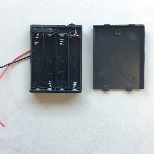 6 Unidades Suportes 4 Slots Bateria Aaa + Voltímetro Ref.070