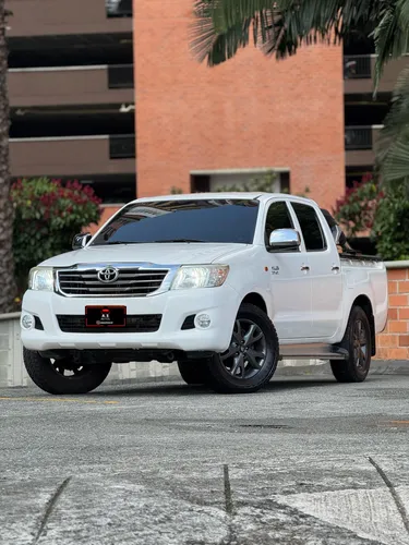 Toyota Hilux 2.7 Imv