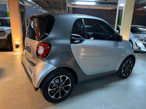 Imagen 13 de 22 de Smart Fortwo 2018 1.0 Play
