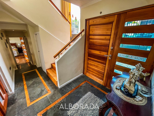 Se Vende Amplia Casa En Lomas San Andrés