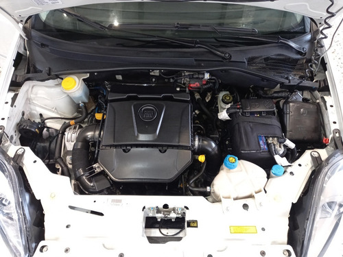 Fiat Punto Sporting Full Full 1.6n | 2014