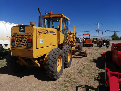 Imagen 12 de 14 de Motoniveladora John Deere 670b Motoconformadora 6 Cil.