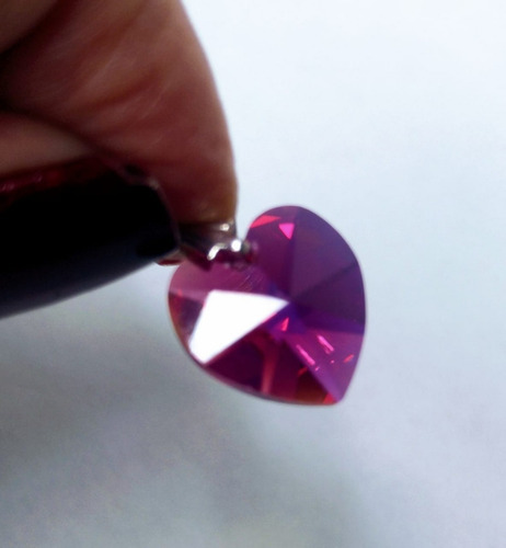 Imagem 5 de 5 de Pingente Cristal Swarovski Fuchsia Boreal 1,4 Cm Em Ródio