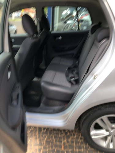 Imagem 8 de 9 de Volkswagen Fox 1.6 Mi 8v Flex 4p Manual