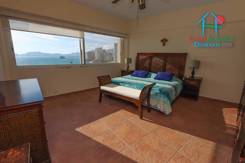 Cad Laureles 1004. Terraza Con Vista Al Mar