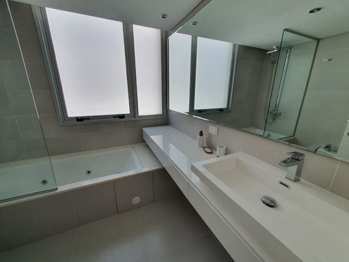 Imagen 15 de 25 de Apartamento En Venta De 3 Dormitorios En Playa Mansa (ref: Lij-5157)