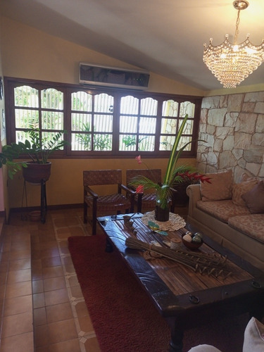 Imagen 4 de 20 de Hermosa Y Amplia Casa Estilo Colonial