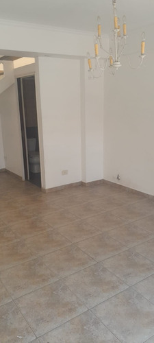 Ph Dúplex 3 Amb A 2 Cuadras Del Colegio Las Nieves Con Patio