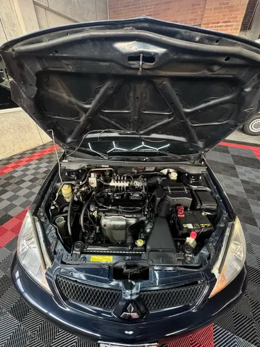 Mitsubishi Lancer Glx 2012
