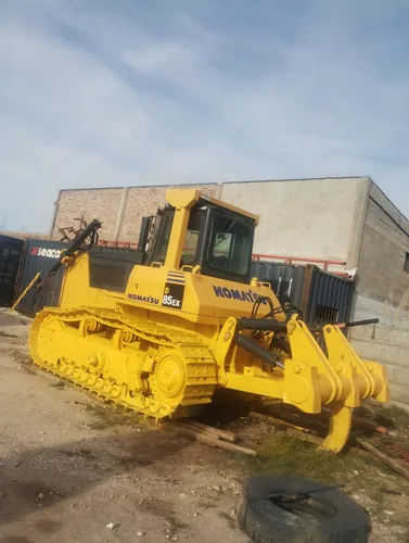 Komatsu D85ex15 Con Riper, Cabina Galeo, Equipo Como Nuevo
