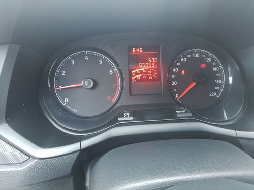 Volkswagen Voyage 1.0 12V MPI TOTALFLEX 4P MANUAL