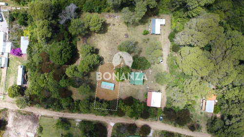 Imagen 6 de 8 de Terreno En Venta Con Mejoras En Piriápolis, Playa Hermosa. Pozo De Agua Semisurgente De Alto Rendimiento.
