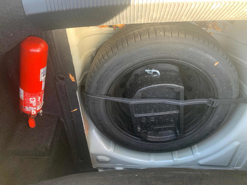 Imagen 14 de 14 de Citroën C4 Lounge 2016 1.6 Hdi 115 Feel Pack