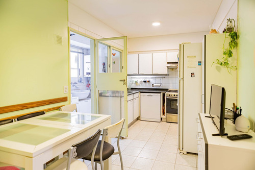 Imagen 15 de 30 de Venta Dpto 4 Amb Y Depend Luz 2 Cochera Belgrano R