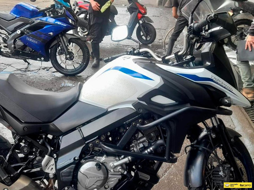 Suzuki V-strom 650xt