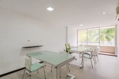 Oficina En Venta En Castropol. Cod A15147