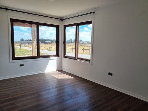 Parcela Con 2 Casas De Vende En Loteo Consolidado