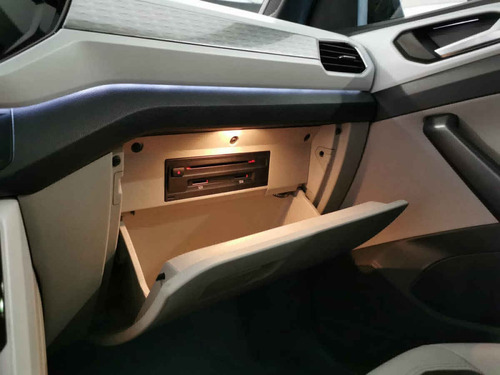Imagen 11 de 15 de Volkswagen T-cross 2020 5p Highline L4/1.6 Aut