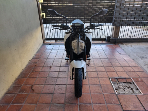 Imagen 3 de 13 de Ktm Duke 390 - Posible Permuta