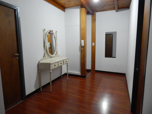 Imagen 9 de 30 de Hermoso Chalet 5 Ambientes
