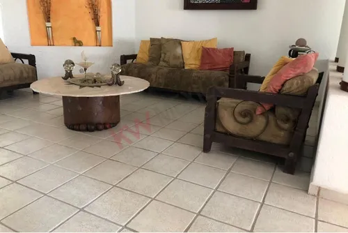 Se Vende Residencia En Lomas De Cocoyoc, Morelos