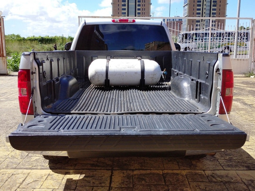 Imagen 6 de 16 de Chevrolet Silverado Ls 4x2 - Automatica